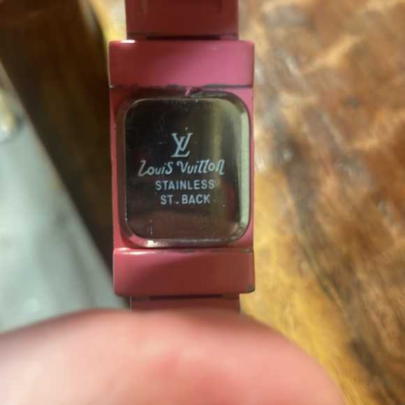 Louis Vuitton watch - Picture 8 of 8